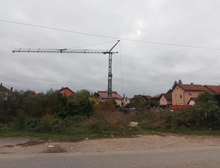 Kiša odgodila uklanjanje krana u Grčici