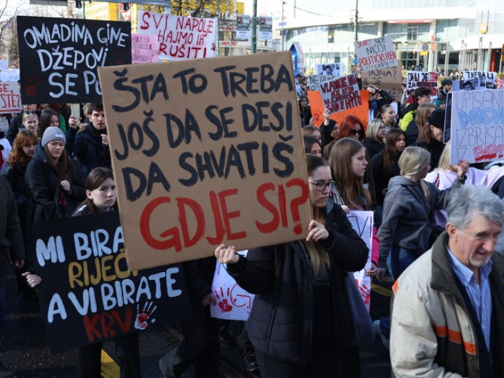 Šesti dan zaredom studenti i učenici traže sistemske promjene u Sarajevu