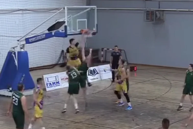 Igra u Brčkom: Pogledajte brutalno zakucavanje mlađeg brata Jusufa Nurkića