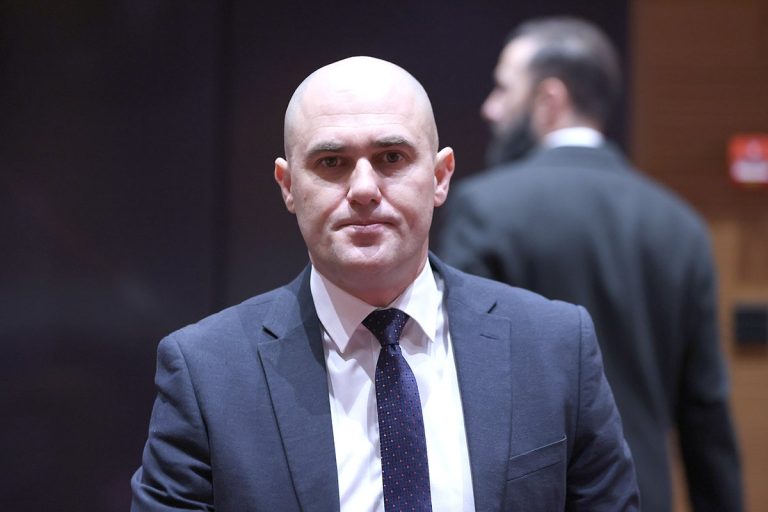 Vlast u Hrvatskoj mogla bi pasti zbog Dabre, on opet o “Miloradu”