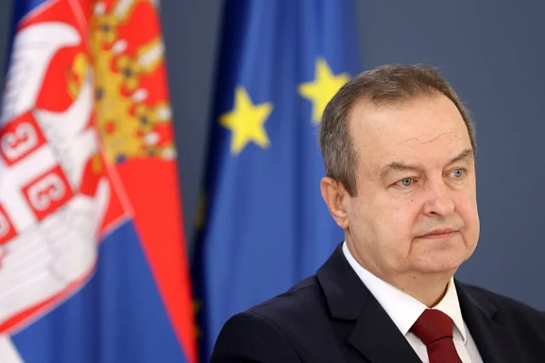 Ivica Dačić u teškom zdravstvenom stanju primljen u bolnicu