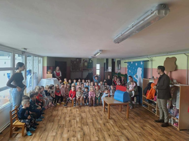 Moji anđeli: O volontiranju sa najmlađima