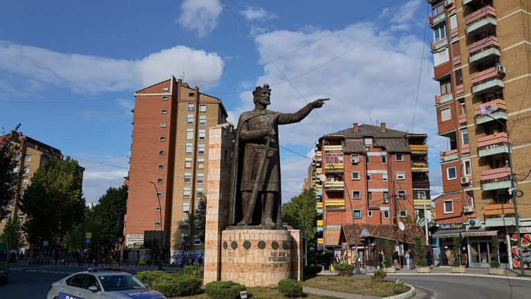 Počeli pritisci na univerzitet na KiM: Nepoznati ljudi došli u Rektorat, traže iseljenje fakulteta