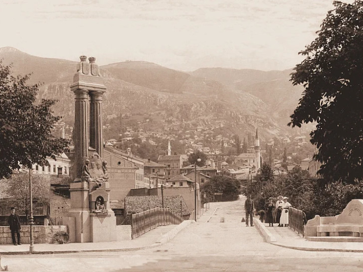 Kontroverzna odluka: Sarajevo vraća spomenik Francu Ferdinandu i Sofiji!