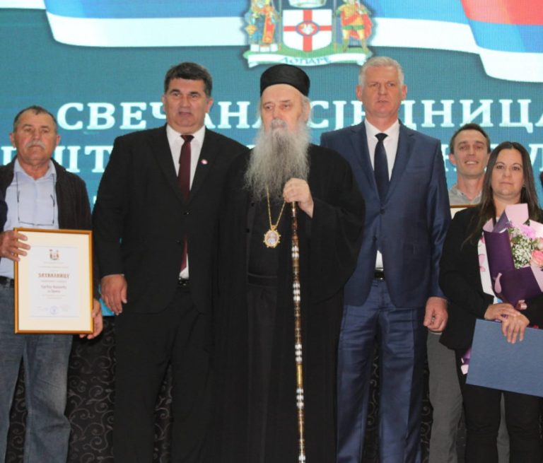 Mitropolitu Fotiju najveće priznanje opštine Lopare