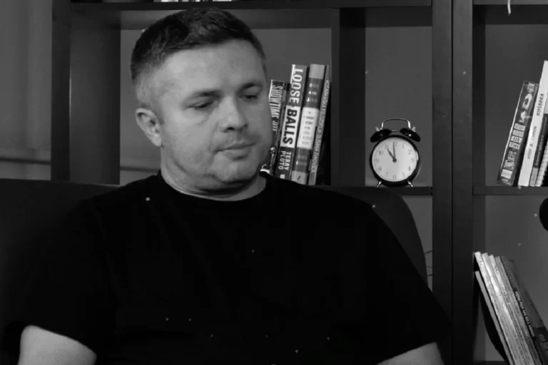 Preminuo Edin Avdić, jedan od najpoznatijih sportskih glasova regiona