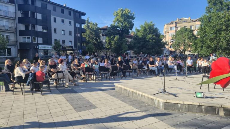 Brčko: Osnovna muzička škola godišnji koncert upriličila na ljetnoj pozornici