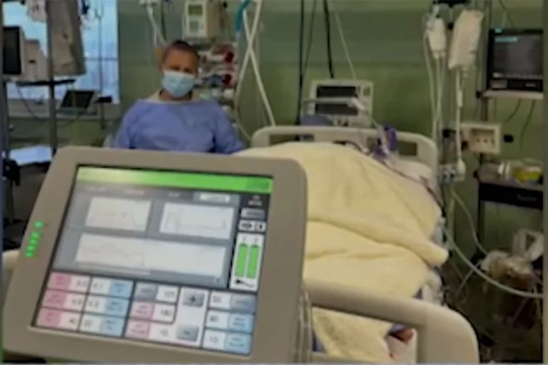 Dječaku iz Sarajeva (13) ugrađeno vještačko srce u Beogradu