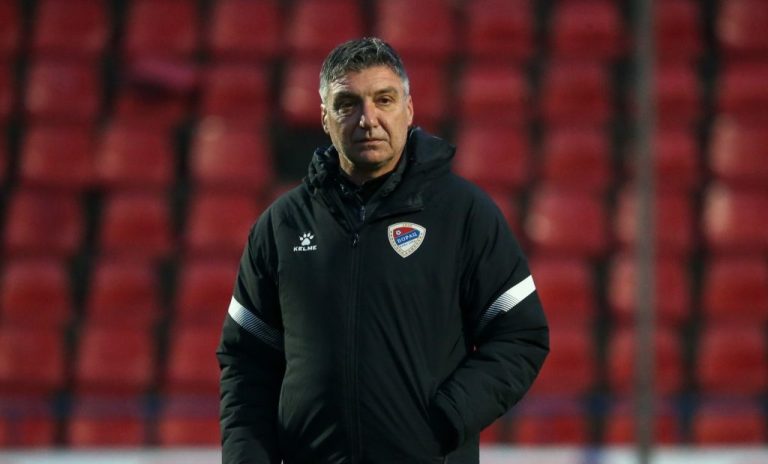 Trener Borca Vinko Marinović ostao bez dva prsta prilikom košenja trave