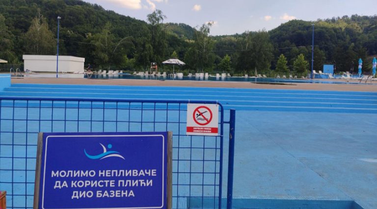 Tragedija u Ugljeviku: Utopio se mladić u bazenu