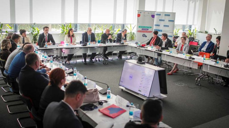 Novi korak naprijed ka jačanju zaštite žrtava nasilja putem elektronskog nadzora u FBiH