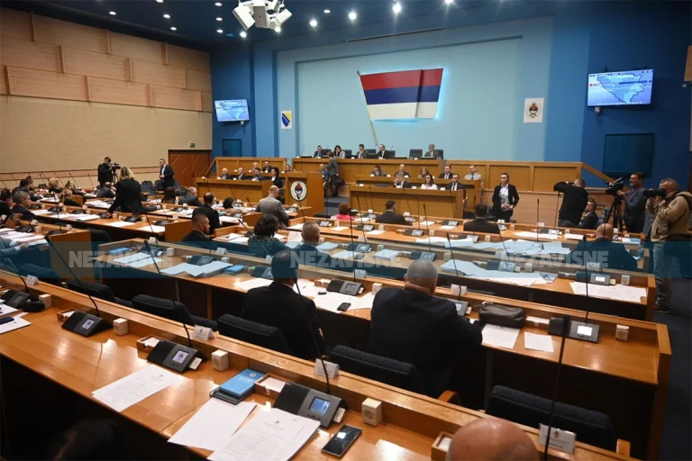 Narodna skupština zabranila ustaške simbole i ljiljane