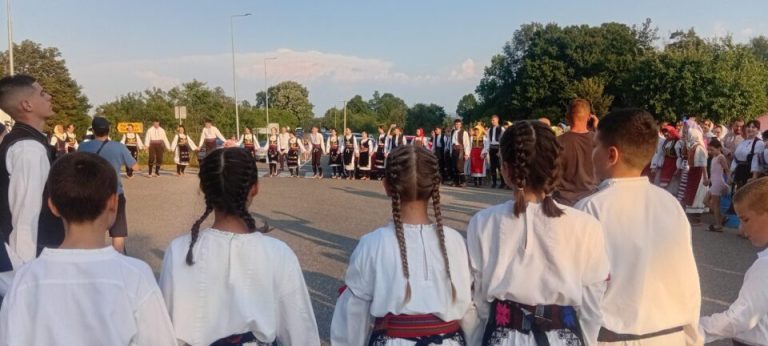 Brčko: Folklor i tradicija okupili region u Ražljevu