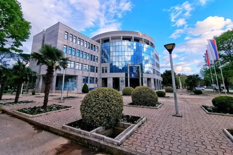 Elektroprivreda Republike Srpske se zadužuje u dvije banke