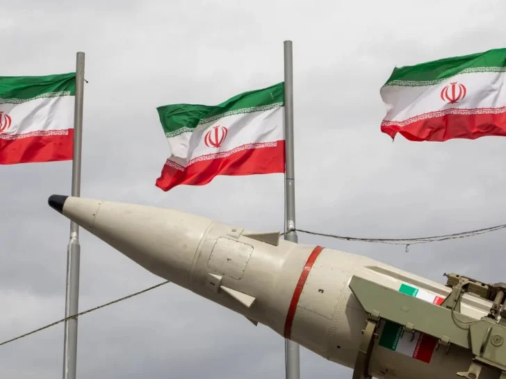 Iran napao Bahrein i Kuvajt raketama i dronovima