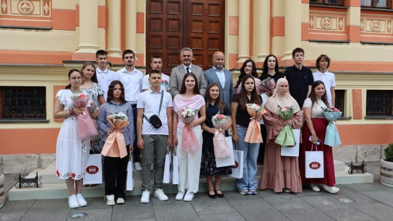 Prijem za učenike generacije osnovnih i srednjih škola u Brčko distriktu