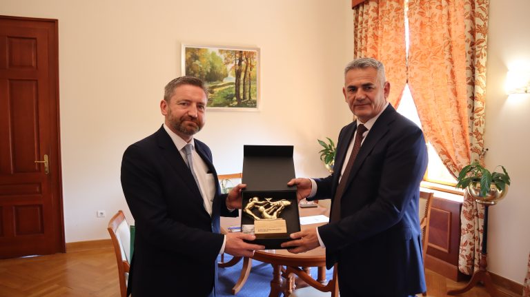 Ambasador Republike Irske u BiH na prijemu kod gradonačelnika