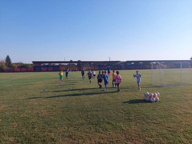 FK Lokomotiva: Sportski dan „Savski cvijet“ okupio mlade fudbalere u Brčkom