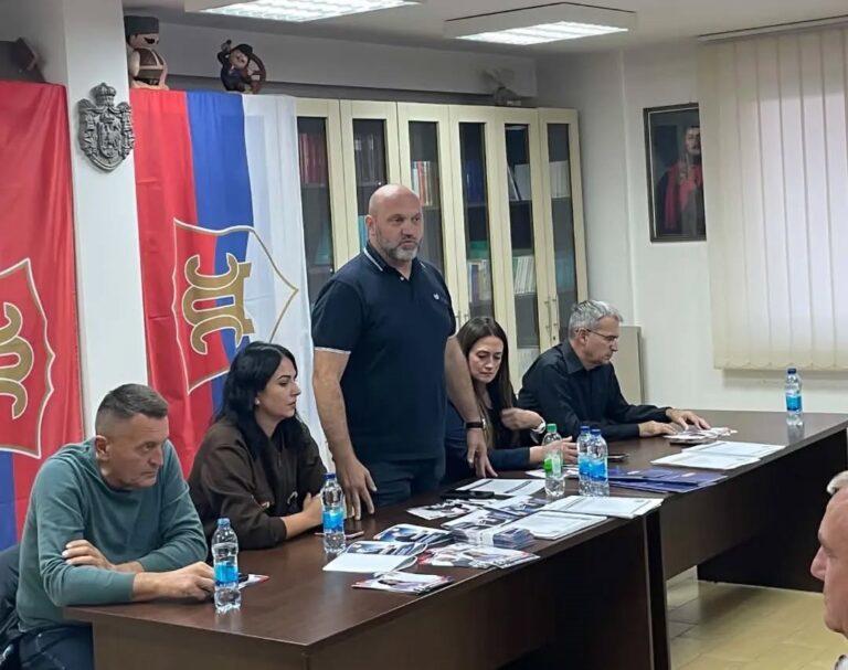 Kandidati Srpske demokratske stranke u razgovoru sa boračkom populacijom