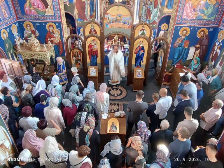 Šezdeset hodočasnika iz Novog Sada na liturgiji u Mrtvici