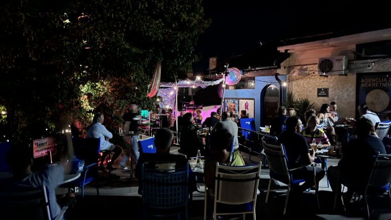 Jazzwa Art Festival okupio više hiljada ljudi u Zanatskom centru