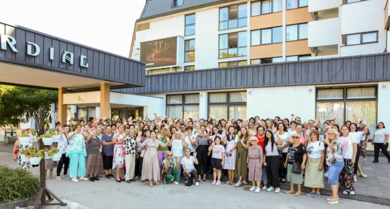 Tradicionalni izlet: Više od 250 vjernica posjetilo manastir Krstova Gora