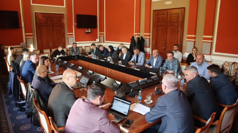 Brčko: Za stambeno zbrinjavanje demobilisanih boraca i porodica poginulih 1,2 miliona KM