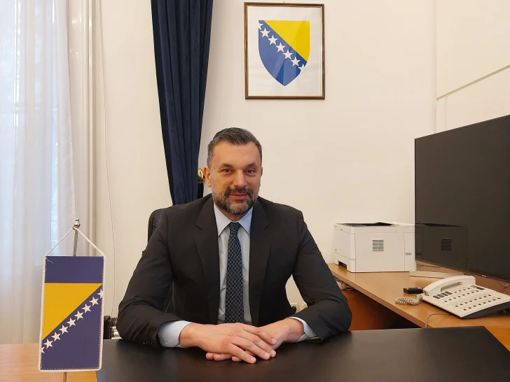 Konaković idejom o zabrani glasanja državljanima BiH stavio tačku na propalu ministarsku karijeru