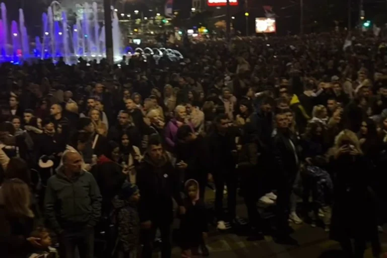 Studenti slave pobjedu širom Srbije, Beograd se ponovo okupio na Slaviji